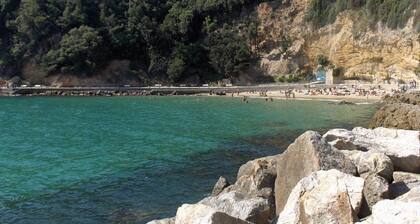 The Borgo di Tresana Ambra, free Wi-Fi, private garden