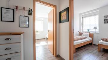 2 Schlafzimmer, Bügeleisen/Bügelbrett, Reisekinderbett, kostenloses WLAN