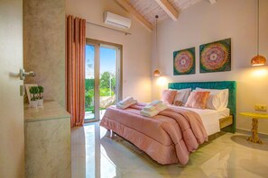 4 camere, una cassaforte in camera, ferro/asse da stiro, Wi-Fi gratuito