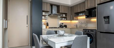 Appartement Majestueux | Restauration dans la chambre