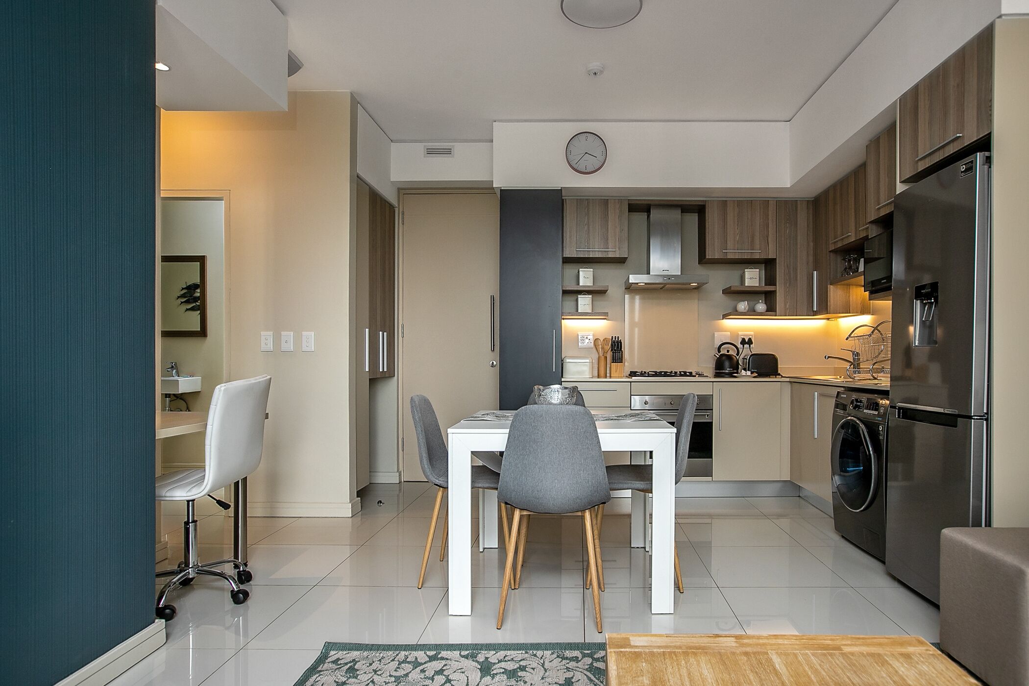 Grand Apartment | Private kitchen | Full-size fridge, microwave, oven, stovetop