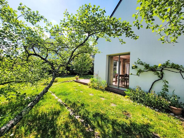 Terrace/patio - Wonderful private villa for 4 guests with WIFI, TV and terrace (La Trinité-sur-mer)