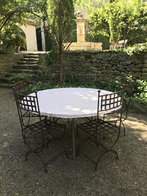 Restauration extérieure
