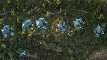 1 bedroom, free minibar, in-room safe, desk