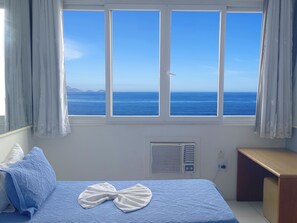 Deluxe Apartment | Beach/ocean view