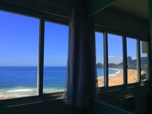 Deluxe Apartment | Beach/ocean view