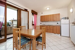 House | Dining