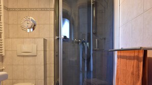 Bathroom - Modern Apartment in Groß Klein Germany With Barbecue (Rostock)
