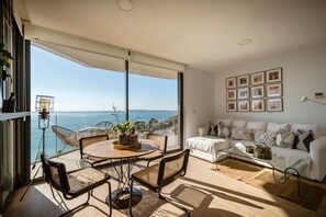 Televisie en een open haard