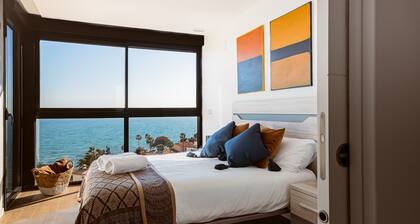 Modern sea front REEF APARTMENT