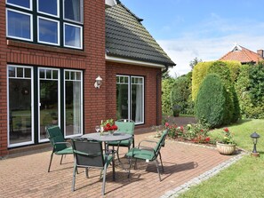 House | Balcony - Cozy Holiday Home in Rakow near Beach (Am Salzhaff)