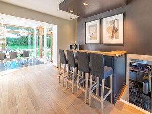 House | Private kitchen - Holiday Home in Spa Near Thermal Baths (Spa)