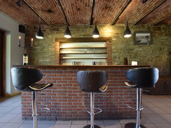 House | Dining