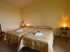 하우스 | 1 개의 침실, 각각 다르게 가구 비치, 침대 시트