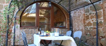 Unique Sorano Stay With Pool