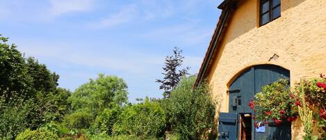 Apartment | Exterior