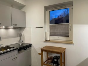 Hus | Eget kök | Kylskåp, mikrovågsugn, spishäll och diskmaskin
