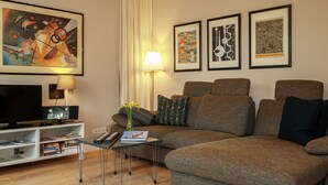 Unclassified image, 5 of 26, button - Striking Apartment near Lake in Wannsee (Berlin)