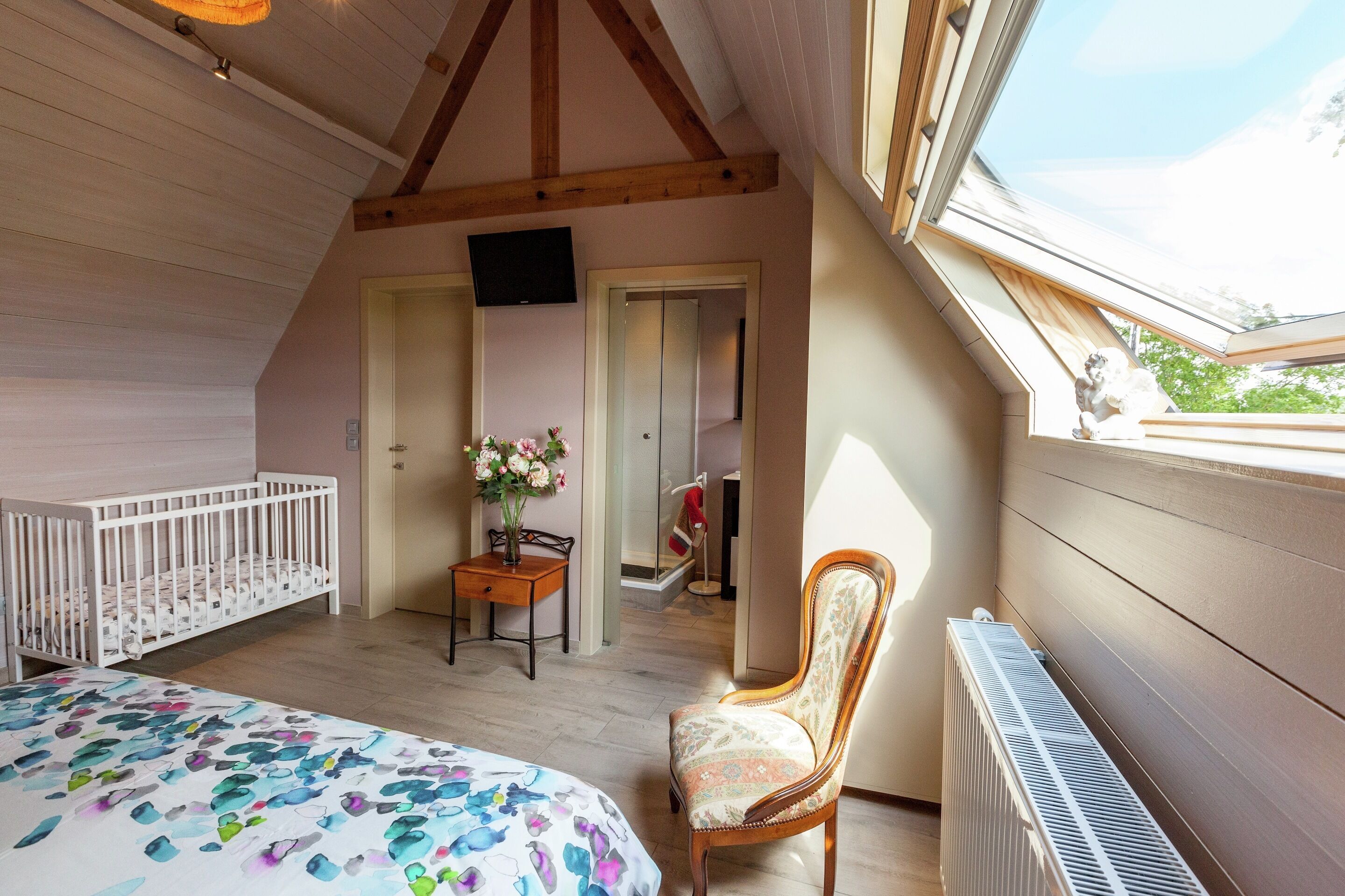 House | 4 bedrooms, bed sheets