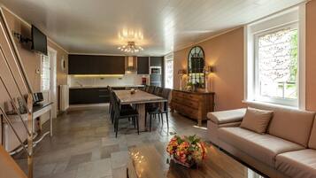 House | Living room | DVD player