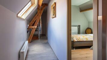 House | 4 bedrooms, bed sheets