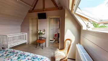 House | 4 bedrooms, bed sheets