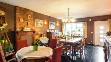 House | Tempat makan