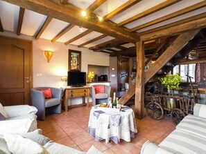 House | Dining