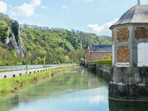 House | View from property - Scenic Retreat in Gimnee (Doische)