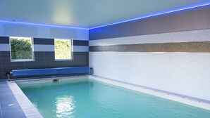 Unclassified image, 2 of 27, button - Family Holiday Home With Indoor Pool and Playroom in a Beautiful Rural Region (Dalhem)