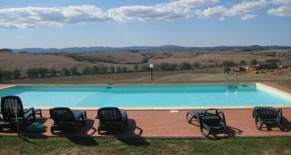 Farmhouse in Arbia Asciano With Pool