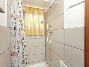 Apartment | Badezimmer