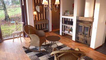 Chalet | Living room | Fireplace