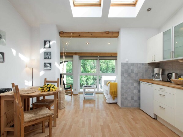 Huoneisto | Yksityinen keittiö | Syöttötuoli