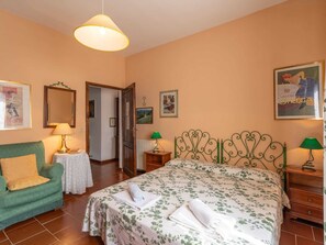 Ferienhaus | 2 Schlafzimmer, individuell eingerichtet