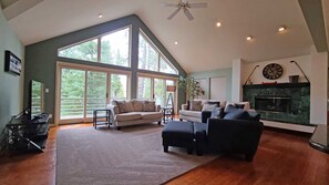 House, Multiple Beds, Hot Tub | Living room | Fireplace - Hickory 2 (Bend)