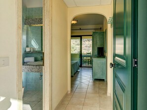 1 makuuhuone, vauvan matkasänky, ilmainen Wi-Fi, vuodevaatteet