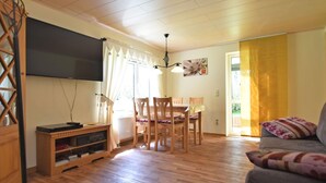 Dining - Apartment in Saxony With Terrace (Crottendorf)