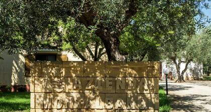 Sun-drenched Estate Close to Sciacca Near the Beach