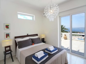 Villa | 3 bedrooms, individually furnished