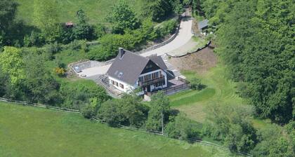 Cozy Holiday Home in Düdinghausen Sauerland near Ski Area