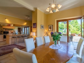 Dining - Villa With Private Pool and View of the Lake (Trarego Viggiona)
