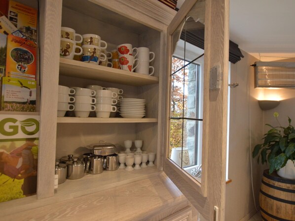 House | Interior - Holiday Home with Sauna, Garden, Terrace, BBQ & Fireplace (Waimes)