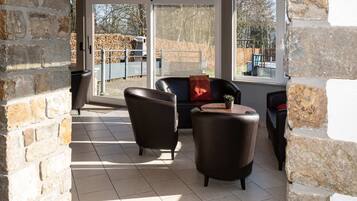 Ferienhaus | Eigene Küche | Kühlschrank, Mikrowelle, Geschirrspüler, Hochstuhl