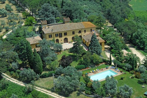 Tranquil Haven in Todi Countryside