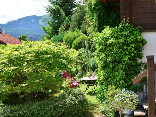 Apartment | Garden