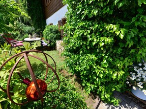 Apartment | Garden