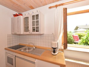 Apartment | Private kitchen