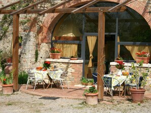 Villa | Restaurantes