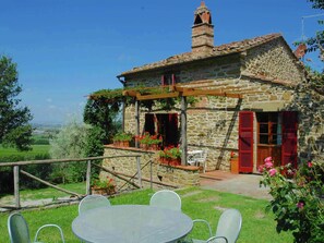 Villa | Exterior